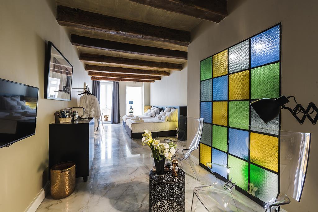 Su29 Boutique Hotel Валета Екстериор снимка